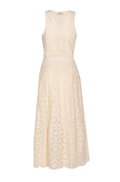 Twinset White Long Dress With V-neck And Waist Belt With Metallic Logo Plaque In Cotton Woman In Neutral