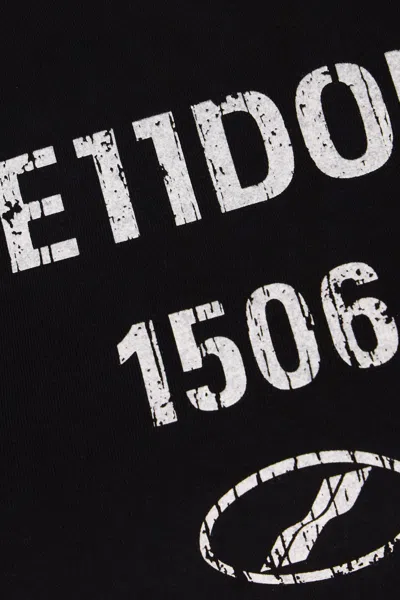 We11 Done Crew Neck Cropped T-shirt With Graphic Print In Black