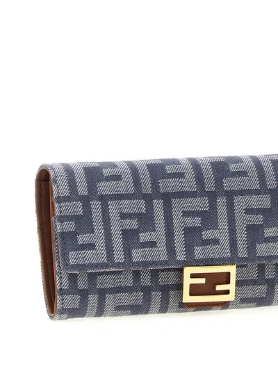 Fendi Strap Wallet On Chain