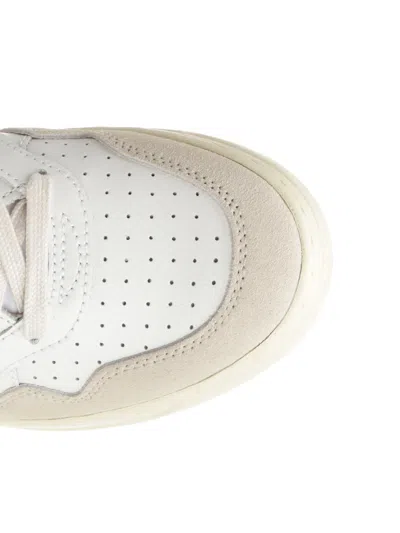Autry Medalist Low Sneaker In White