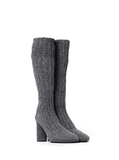 Bottega Veneta Atomic Knit Boots In Gray