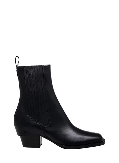 Fendi Black Leather Ankle Boots In Black
