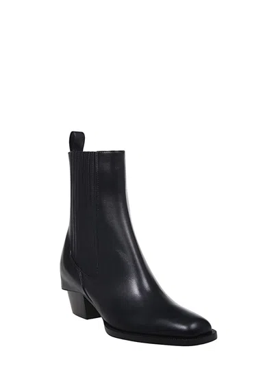 Fendi Black Leather Ankle Boots In Black