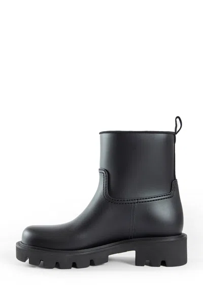 Moncler Man Black Boots In Black