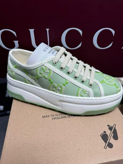 Gucci Lace-up Low-top Sneakers In Green