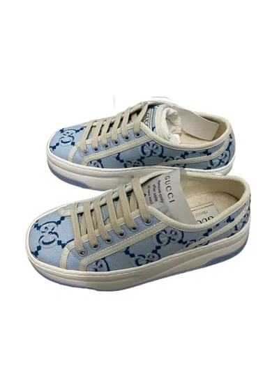 Gucci Lace-up Low-top Sneakers In Gray