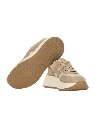 Hogan Panelled Design Leather Sneakers With Ridged Sole In Neutral
