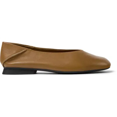 Camper Leather Round-toe Ballet Flats