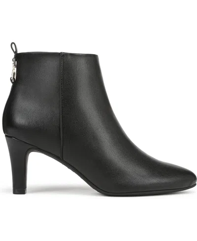 Lifestride Glow Bootie In Black