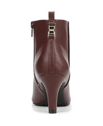 Lifestride Glow Bootie In Burgundy