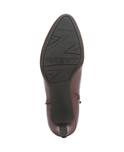 Lifestride Glow Bootie In Burgundy
