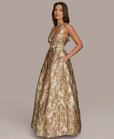 Donna Karan New York Metallic Jacquard Ballgown In Gold