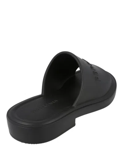 Ferragamo Giuneva Logo Embossed Slides In Black