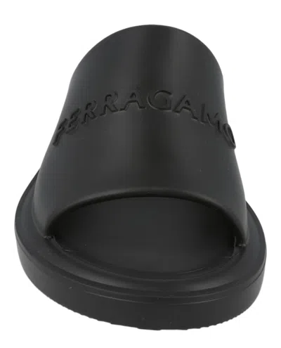 Ferragamo Giuneva Logo Embossed Slides In Black