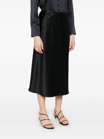 Max Mara Flowing Black Silk Skirt With Refined Silhouette In Black