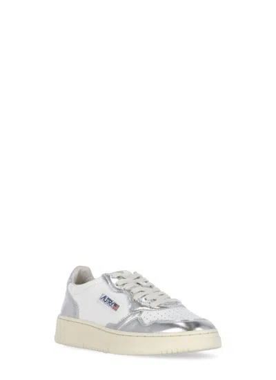 Autry Medalist Low Sneakers