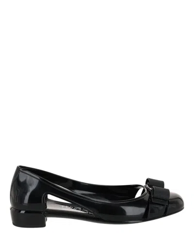 Ferragamo Jelly Patent Leather Pumps In Black