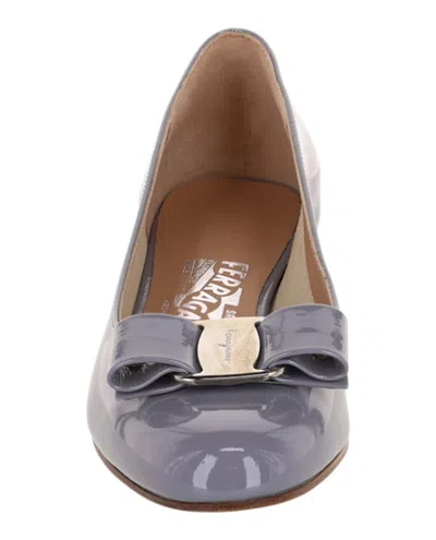 Ferragamo Vara Bow Patent Leather Pump In Gray