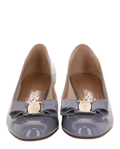 Ferragamo Vara Bow Patent Leather Pump In Gray