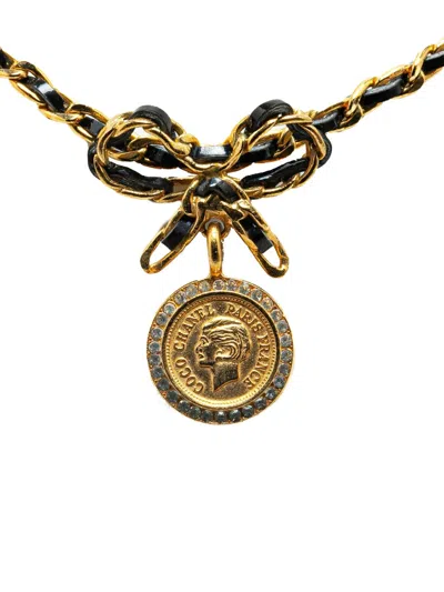 Pre-owned Chanel 1996 Leather And Gold Plated Medallion Bow Pendant Costume Necklace