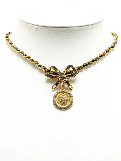 Pre-owned Chanel 1996 Leather And Gold Plated Medallion Bow Pendant Costume Necklace