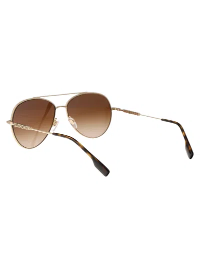 Burberry Eyewear Logo-plaque Pilot-frame Sunglasses In Gold