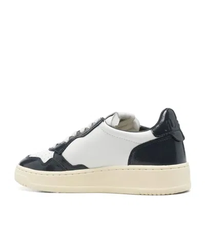 Autry Low Top Medalist Sneakers
