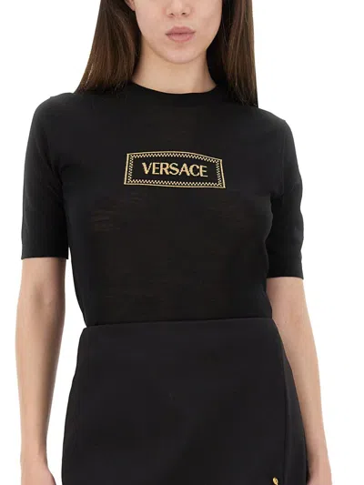 Versace Logo Knit T-shirt In Black