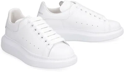 Alexander Mcqueen Larry Leather Sneakers In White