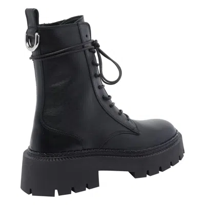Vic Matie Round Toe Ankle Boots In Black