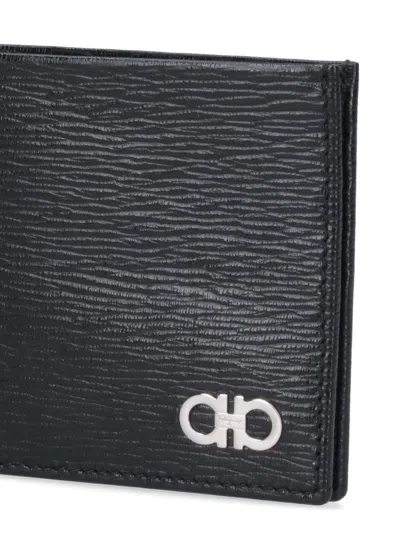 Ferragamo Men Black Hammered Calfskin Gancini Wallet In Black
