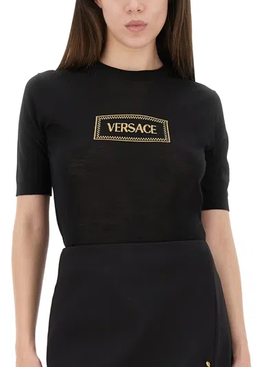 Versace Logo Knit T-shirt In Black