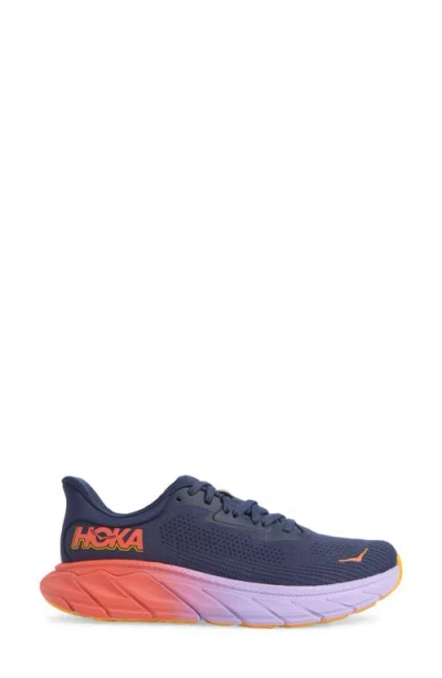 Hoka Arahi 7 Running Shoe In Black