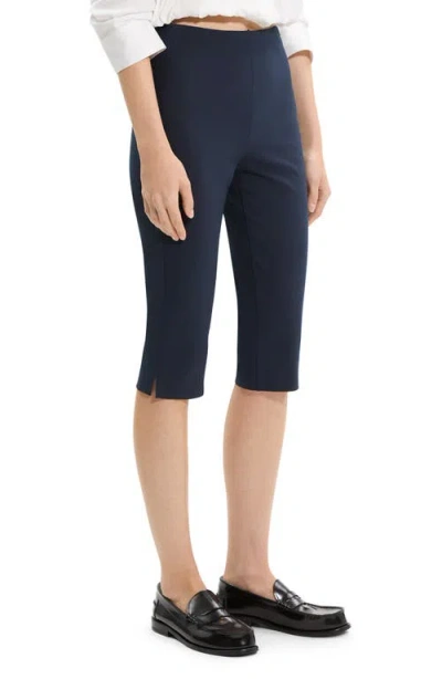 Theory Approach Capri Pants In Blue