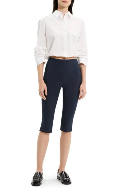 Theory Approach Capri Pants In Blue
