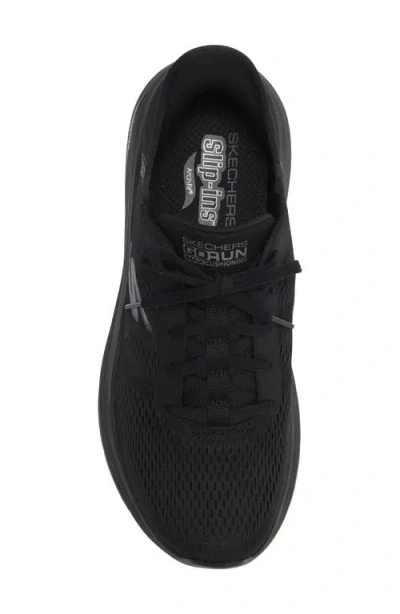 Skechers Max Cushion Slip-ins Sneaker