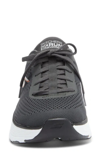 Skechers Max Cushion Slip-ins Sneaker