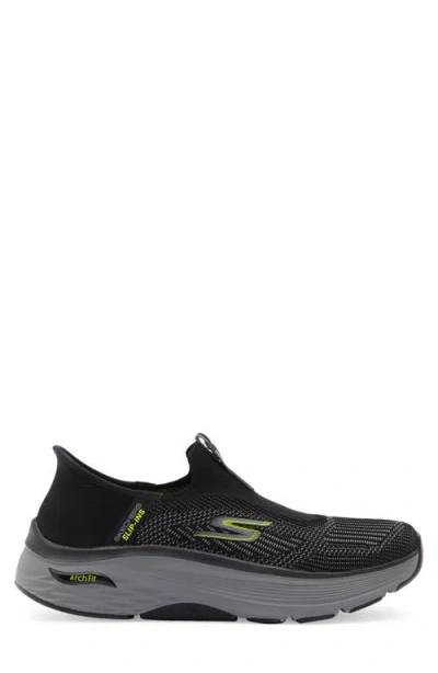 Skechers Max Cushion Slip-ins Sneaker