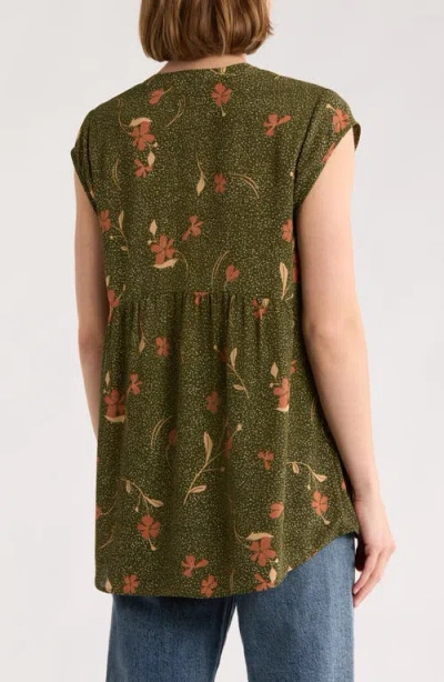 Dr2 By Daniel Rainn Flounce Back Split Neck Top