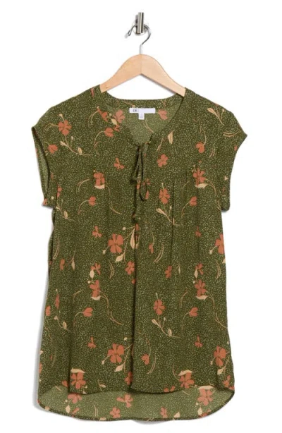 Dr2 By Daniel Rainn Flounce Back Split Neck Top