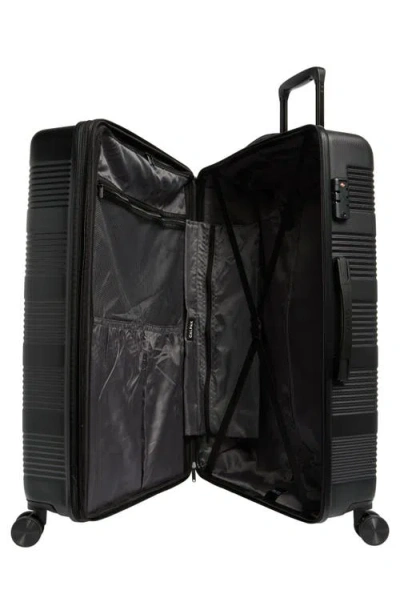 Calpak Indio 28-inch Hardside Spinner Luggage