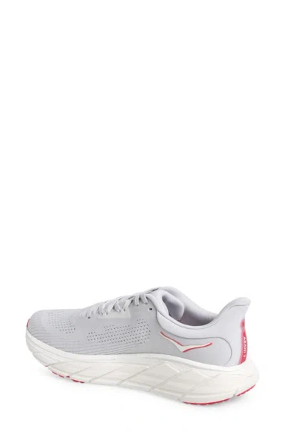 Hoka Arahi 7 Running Shoe