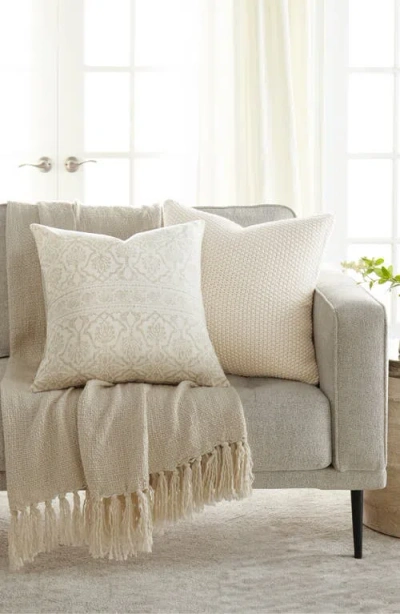 Homespun Assorted 2-pack Accent Pillows