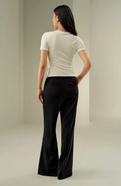 Lilysilk Slim Fitted Silk Jersey Tee In Neutral