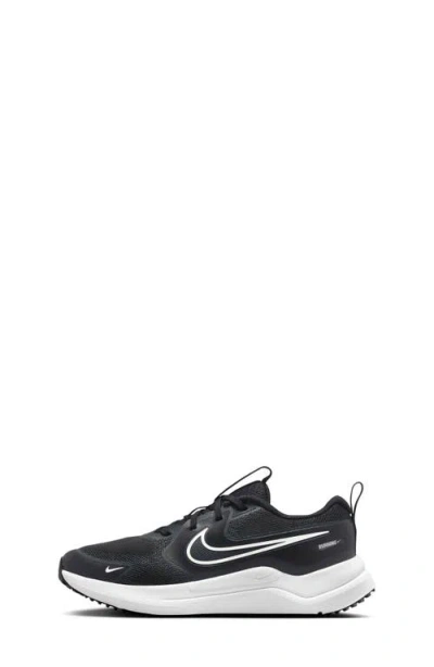 Nike Cosmic Runner Running Shoe In Black