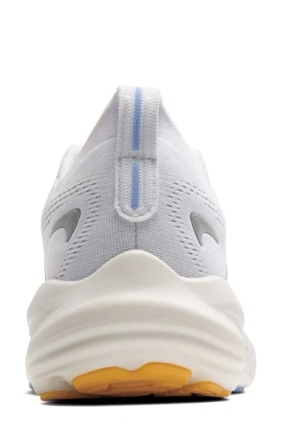 Brooks Glycerin 22 Running Shoe In White