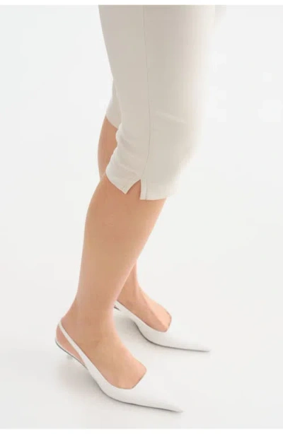 Lamarque Capri Pants