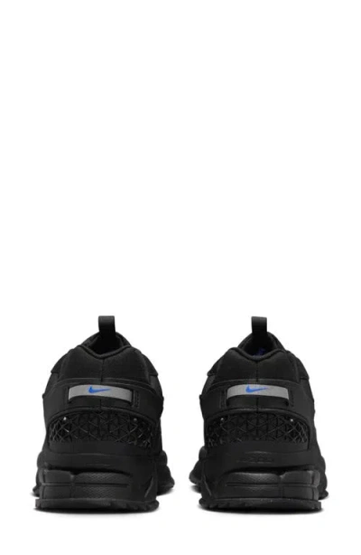 Nike Zoom Vomero Roam Sneaker In Black