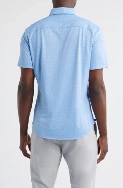 Mizzen + Main Mizzen+main Halyard Trim Fit Geo Print Short Sleeve Performance Button-up Shirt In Blue