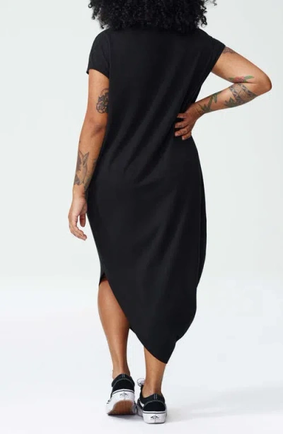 Universal Standard Geneva Dress In Black